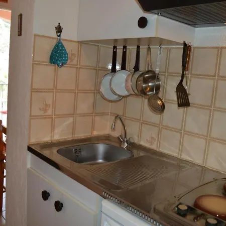 Appartement Sainte-maxime, 1 Pièce, 4 Personnes - Fr-1-226-428 *